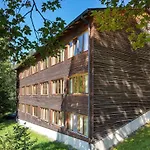 Youth Auberge de jeunesse *