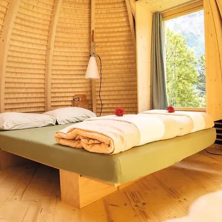 Youth Hostal